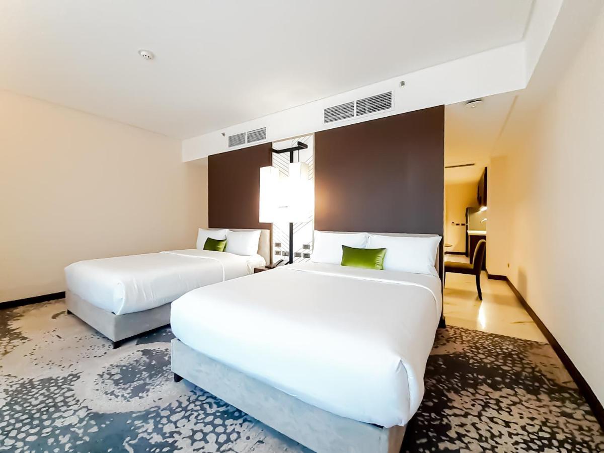 The Excelsior Hotel Las Piñas Dış mekan fotoğraf
