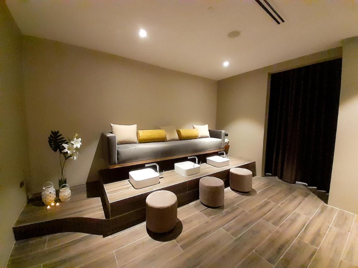 The Excelsior Hotel Las Piñas Dış mekan fotoğraf